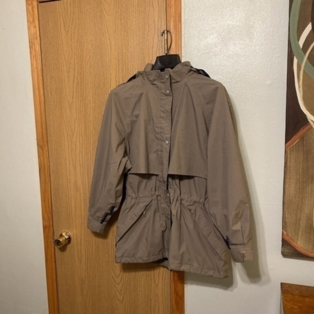 Eddie Bauer Large Solid Tan Long Sleeve Button/Zip-Front Hooded Vented Jacket
